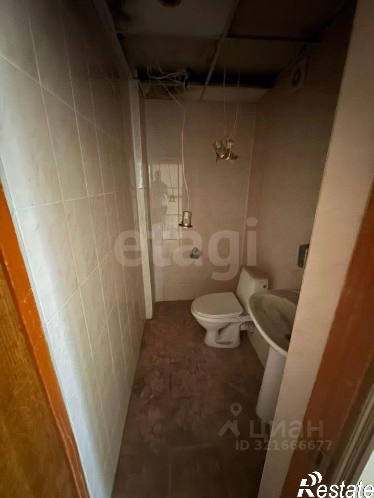 Купить помещение свободного назначения за 78 950 100 рублей на ул Матвеева, 15