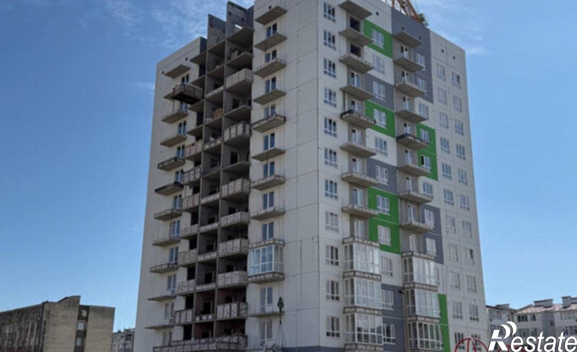 Купить квартиру за 4 953 800 рублей на пр-кт Победы, 93