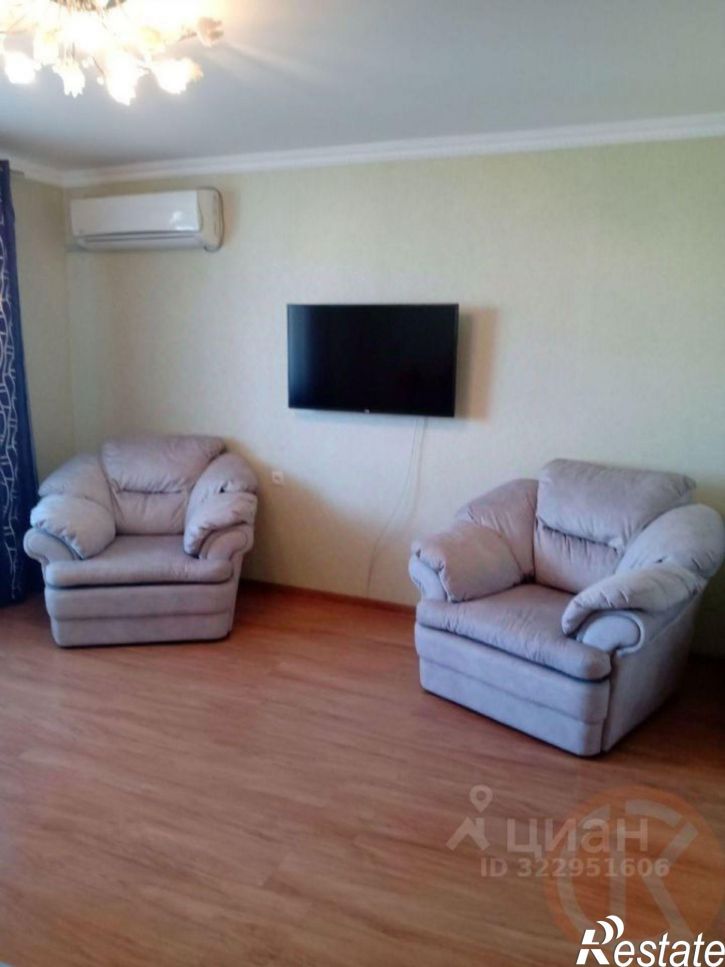 3-комн квартира улица 60-летия Октября, 9,  д. 9