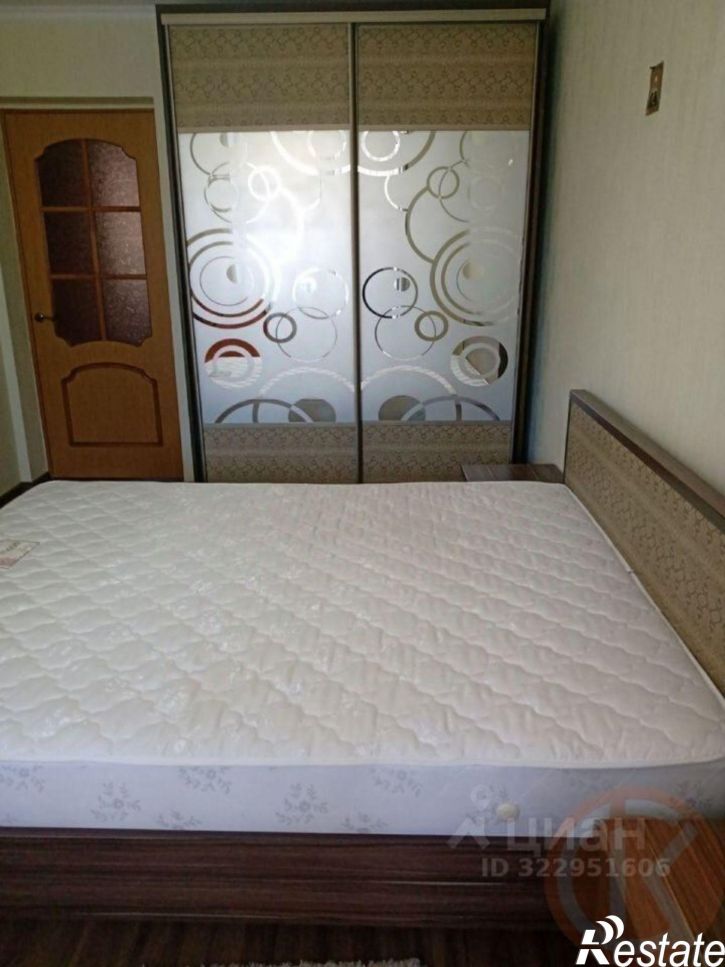 3-комн квартира улица 60-летия Октября, 9,  д. 9