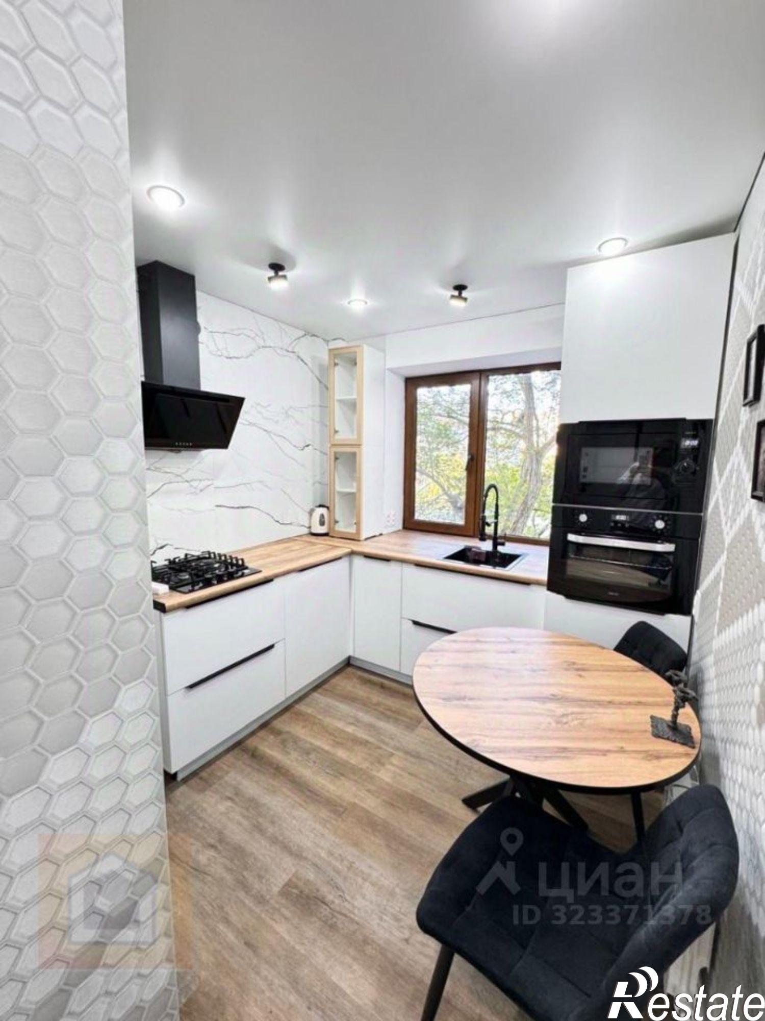 Купить квартиру за 6 500 000 рублей на улица 60-летия Октября, 16