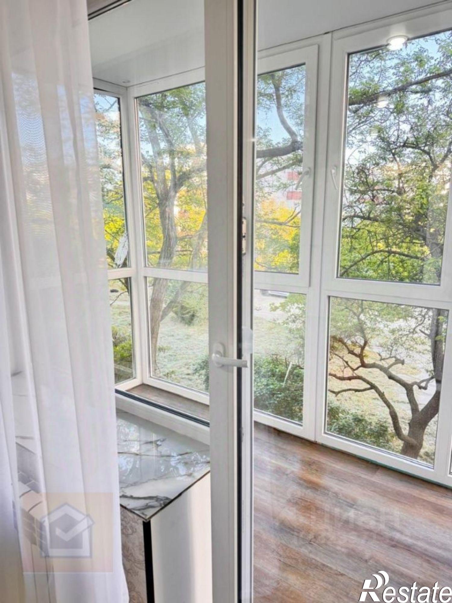 Купить квартиру за 6 500 000 рублей на улица 60-летия Октября, 16