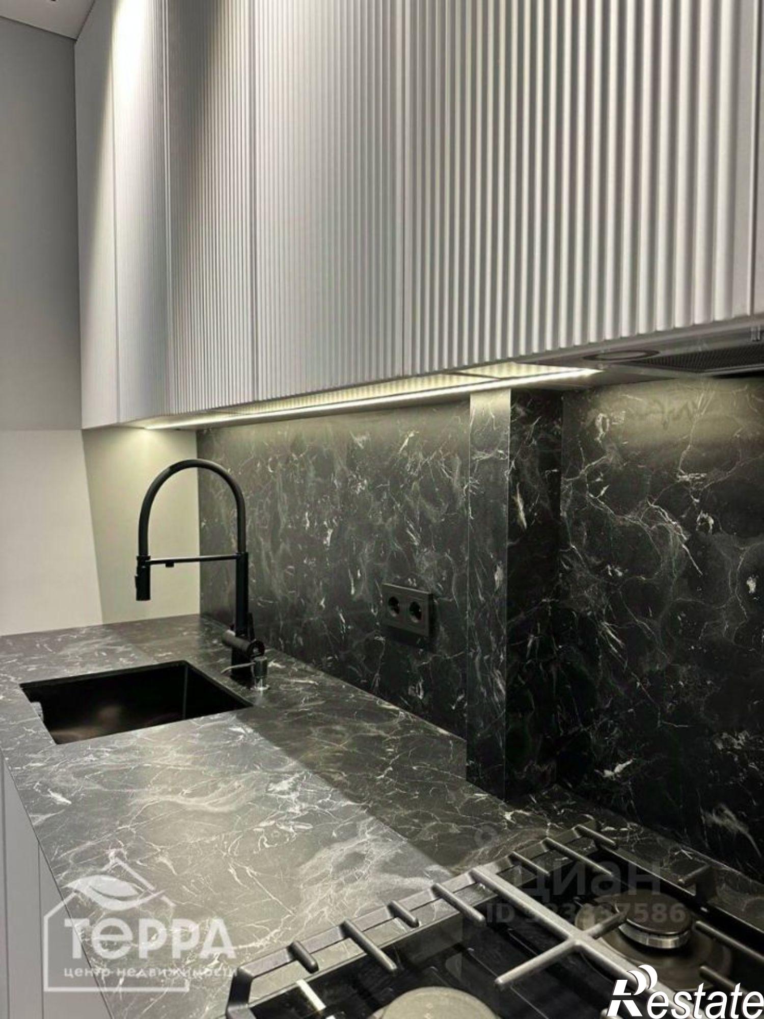 Купить квартиру за 9 800 000 рублей на ул Чапаева, 28