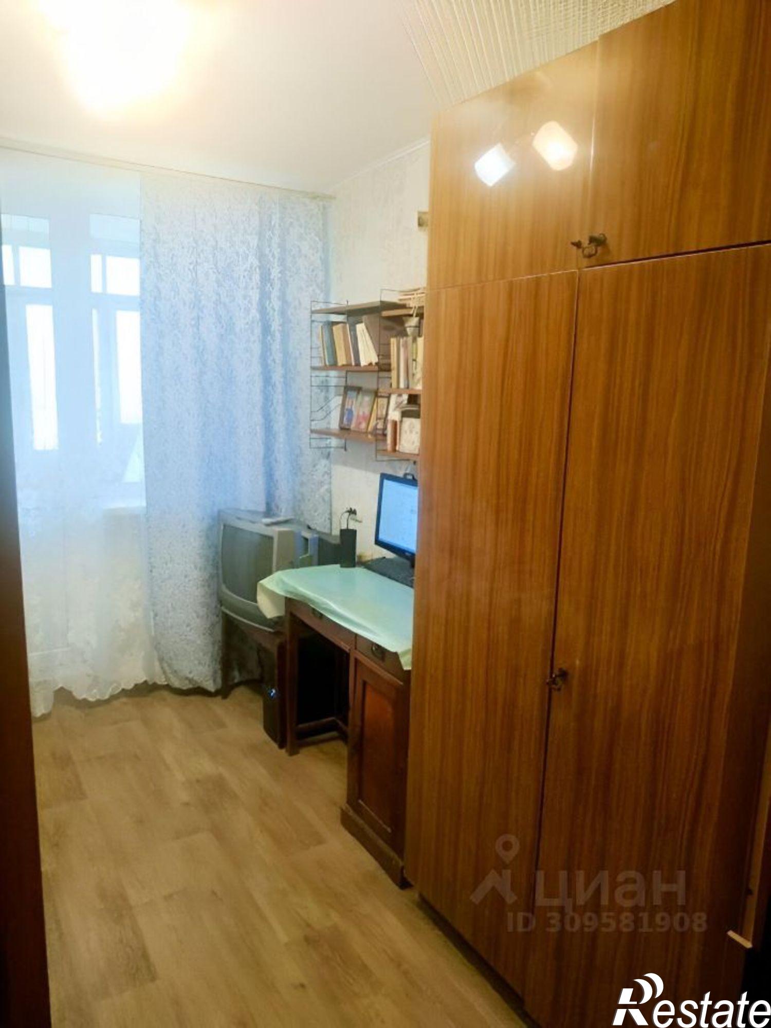 Купить квартиру за 10 000 000 рублей на пр-кт Победы, 30