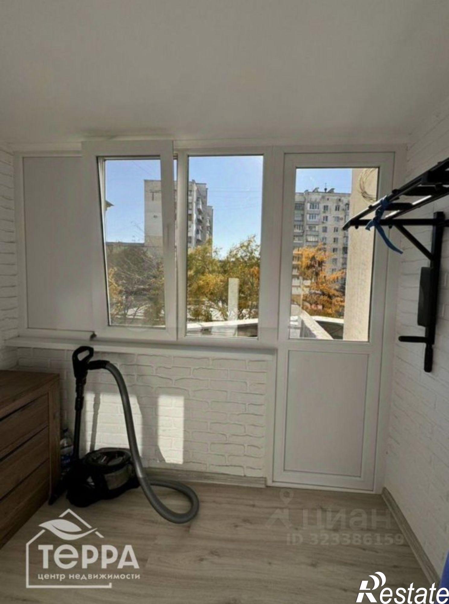 Купить квартиру за 10 500 000 рублей на Интернациональная улица, 146