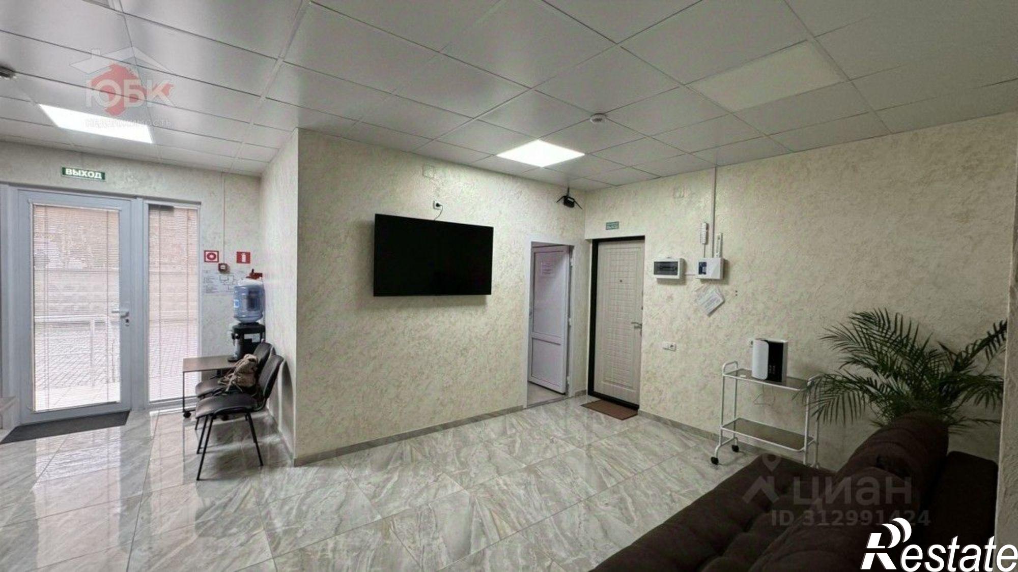 Купить помещение свободного назначения за 15 500 100 рублей на улица 9-го Мая, 90