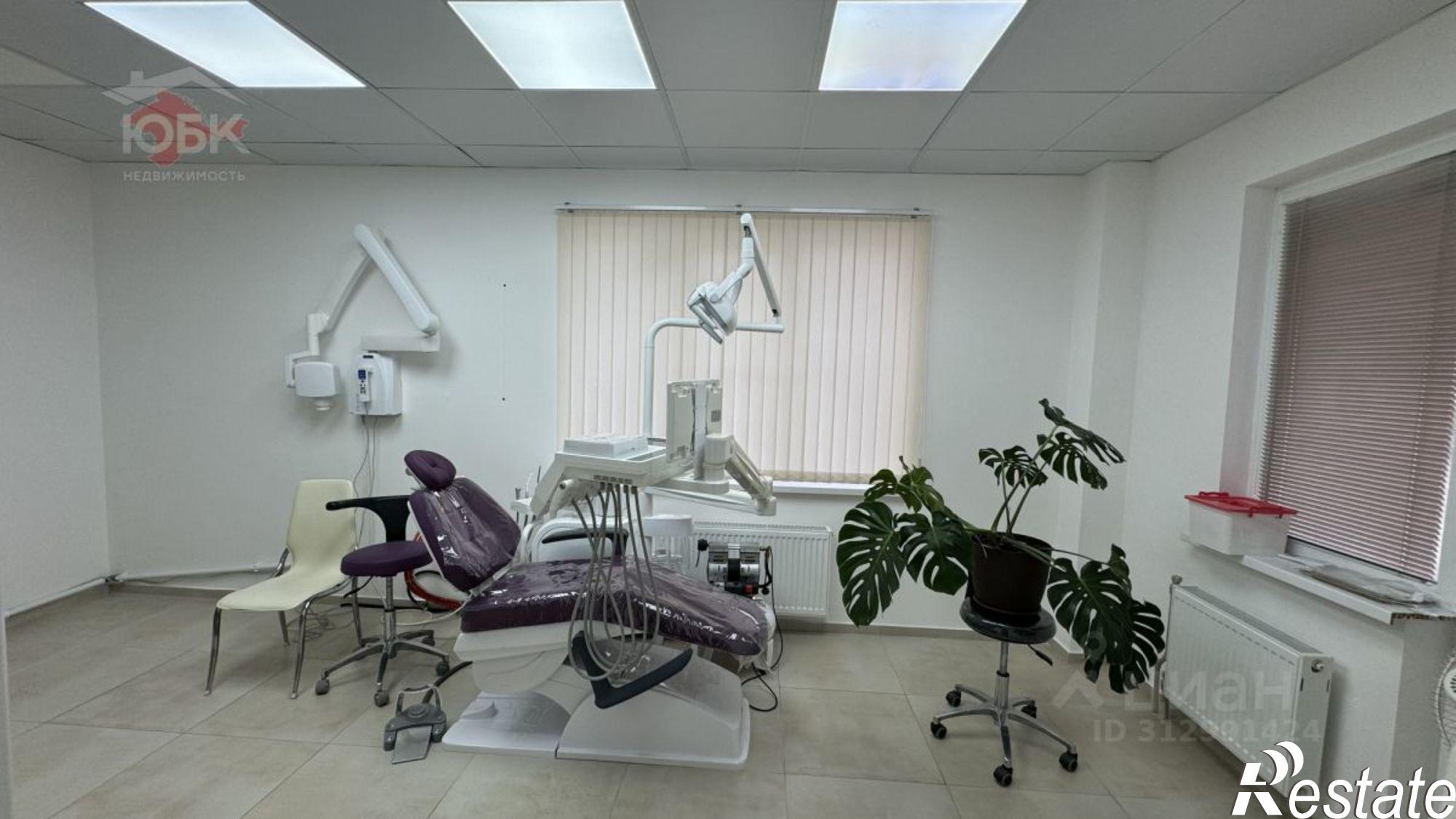 Купить помещение свободного назначения за 15 500 100 рублей на улица 9-го Мая, 90