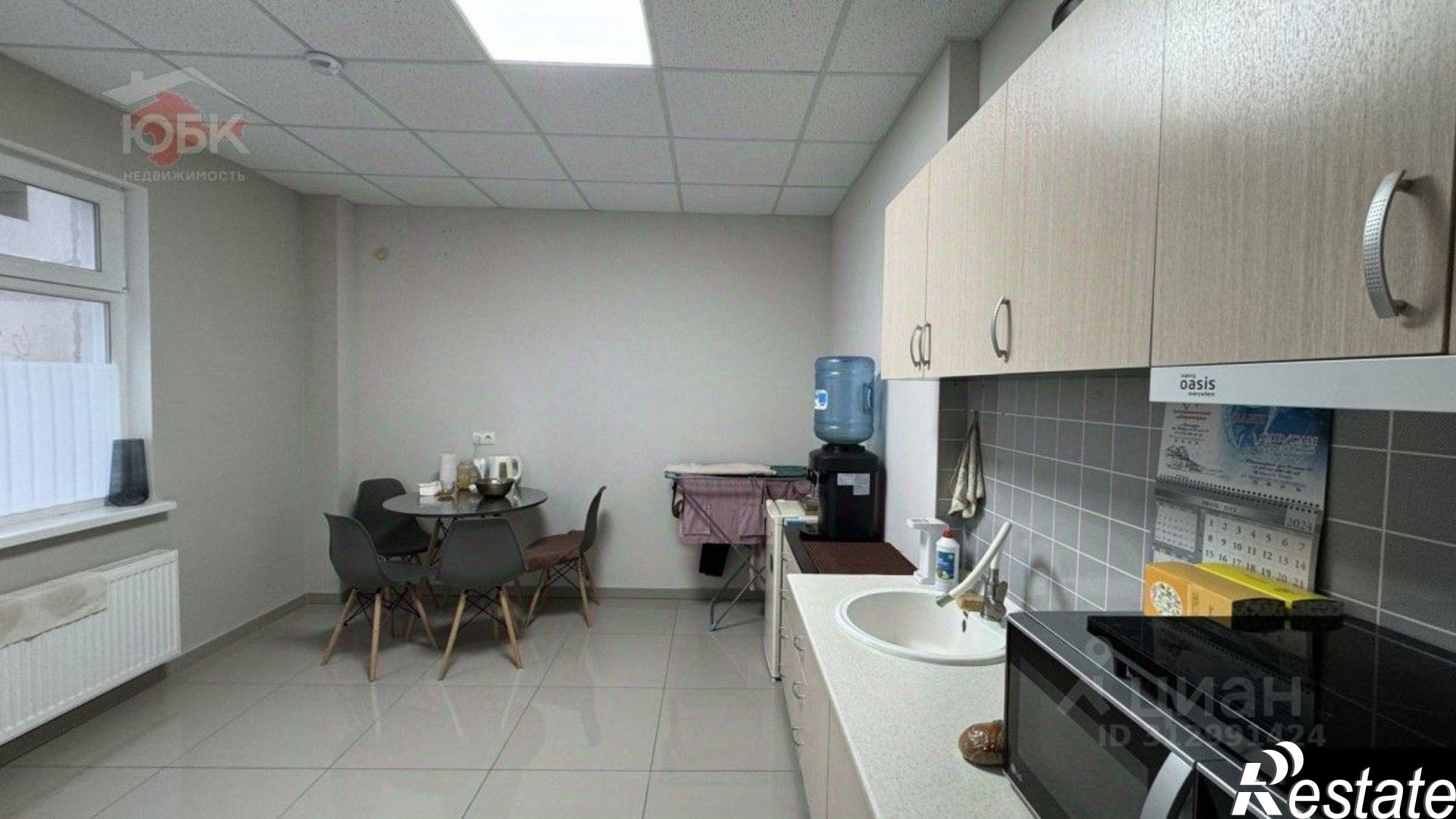 Купить помещение свободного назначения за 15 500 100 рублей на улица 9-го Мая, 90