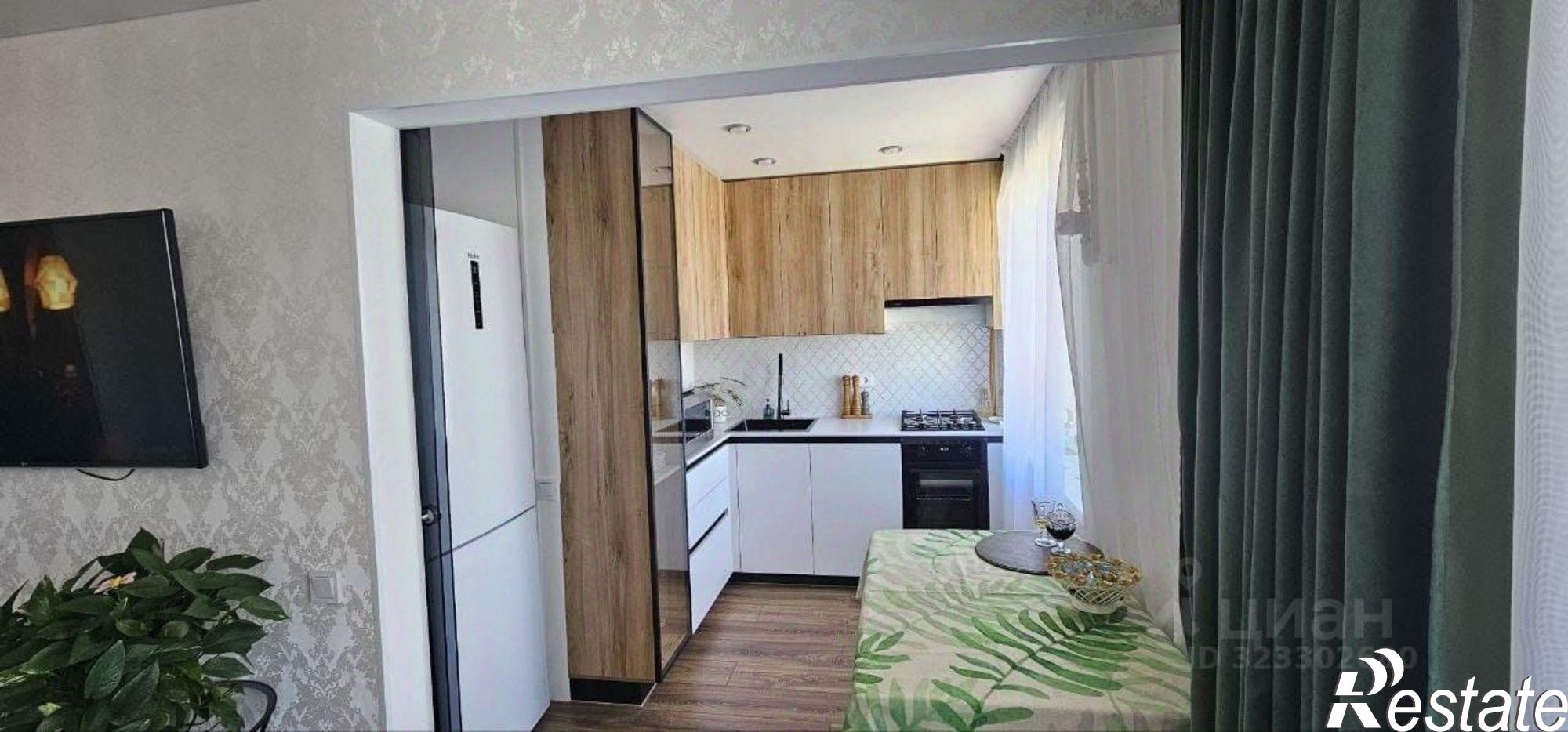 Купить квартиру за 9 200 000 рублей на улица 60-летия Октября, 22