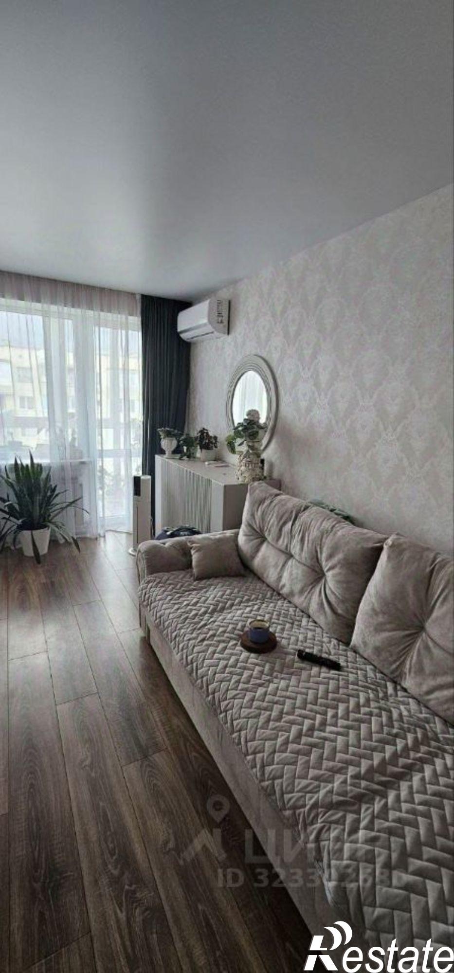 Купить квартиру за 9 200 000 рублей на улица 60-летия Октября, 22