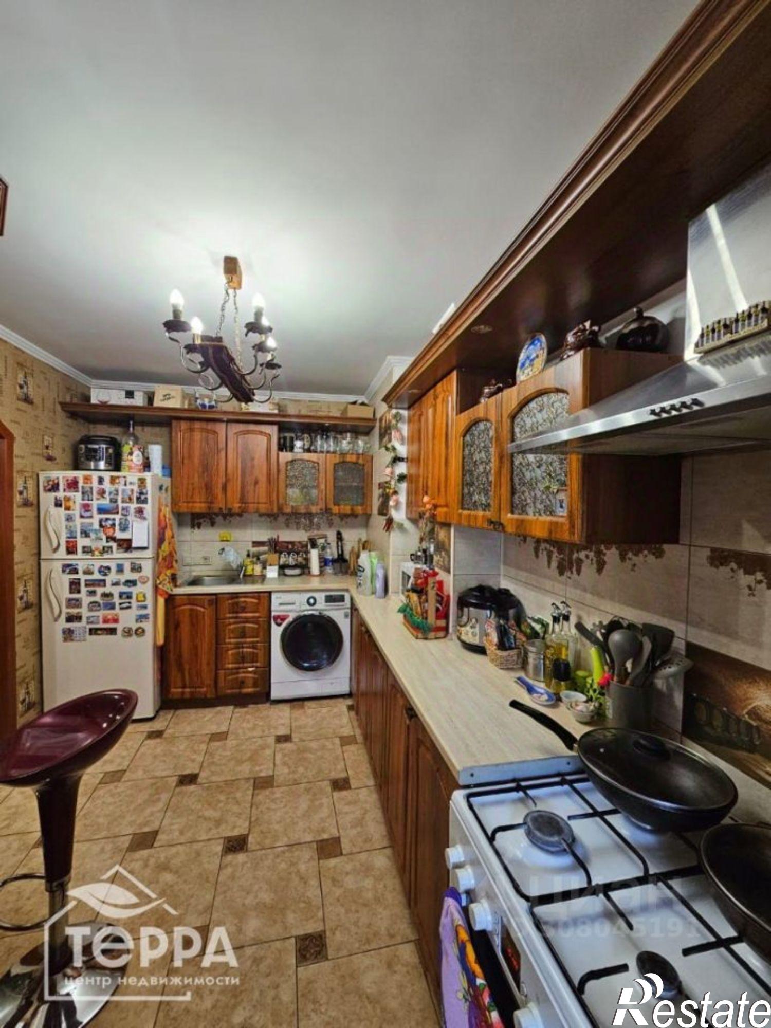 Купить квартиру за 10 500 000 рублей на Интернациональная улица, 133