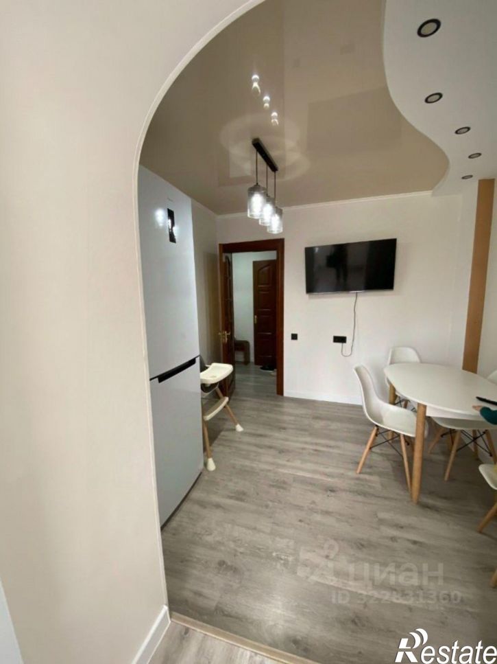 3-комн квартира Евпатория, ул. 9 Мая,  98