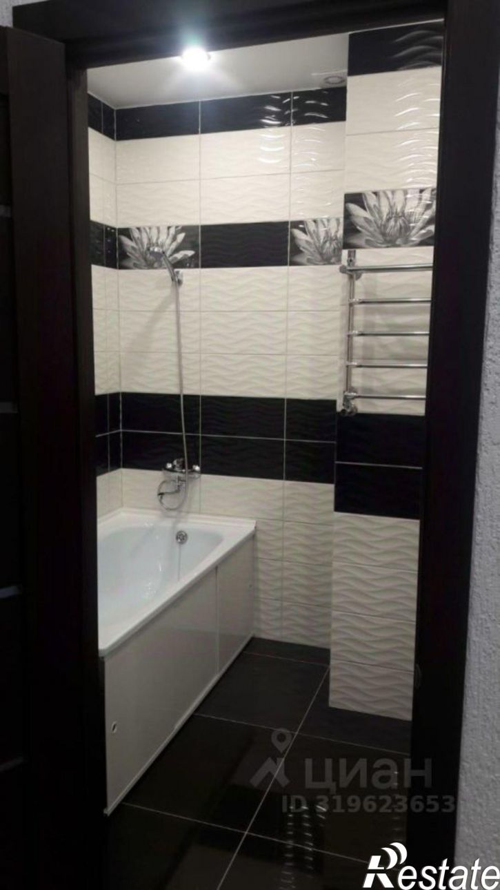 2-комн квартира Евпатория, ул. 9 Мая,  90