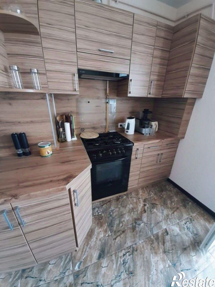 2-комн квартира Евпатория, ул. 9 Мая,  90