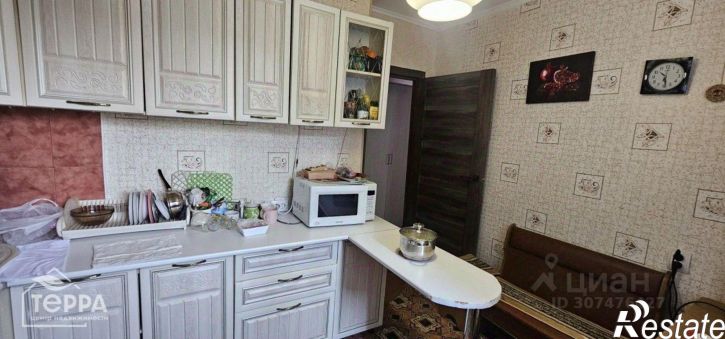 4-комн квартира улица 60 лет ВЛКСМ, 28,  д. 28