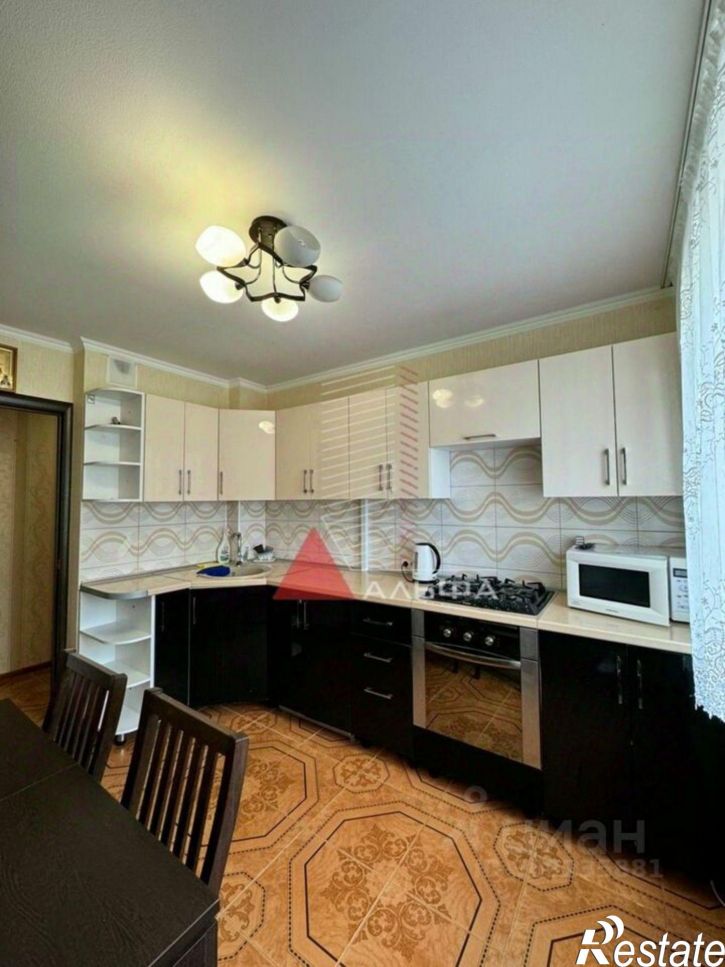 3-комн квартира улица Крупской, 60,  д. 60