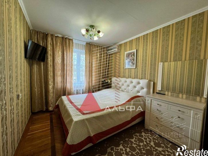 3-комн квартира улица Крупской, 60,  д. 60