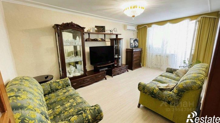 3-комн квартира Евпатория, проспект Победы, 30