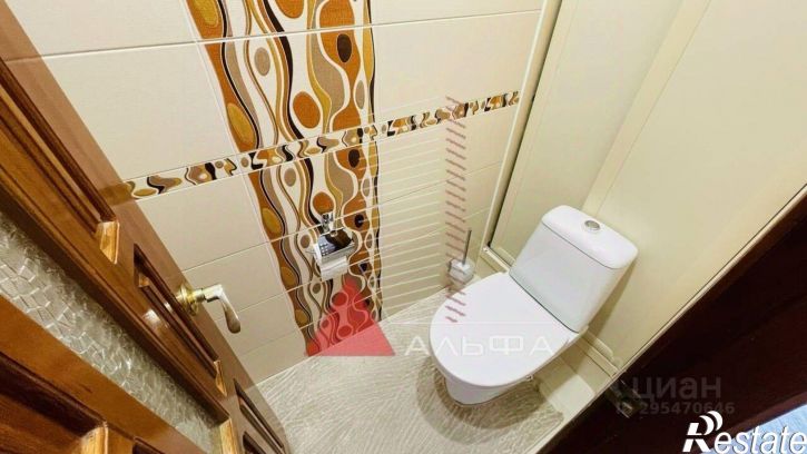 3-комн квартира Евпатория, проспект Победы, 30