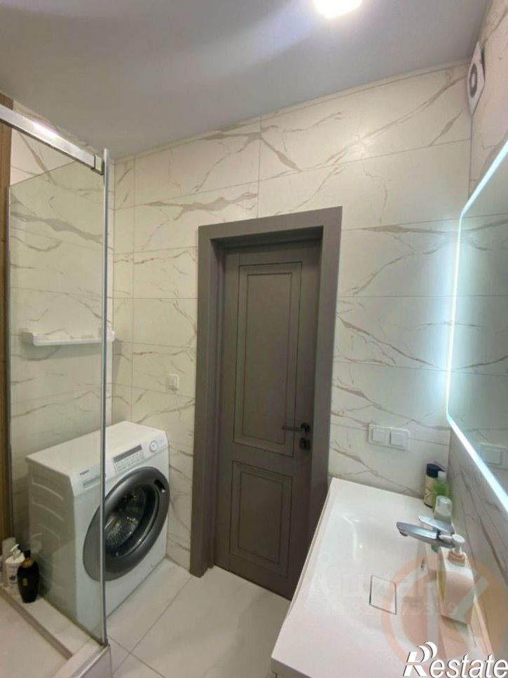 2-комн квартира улица 60 лет ВЛКСМ, 31 к1,  д. 31 к1