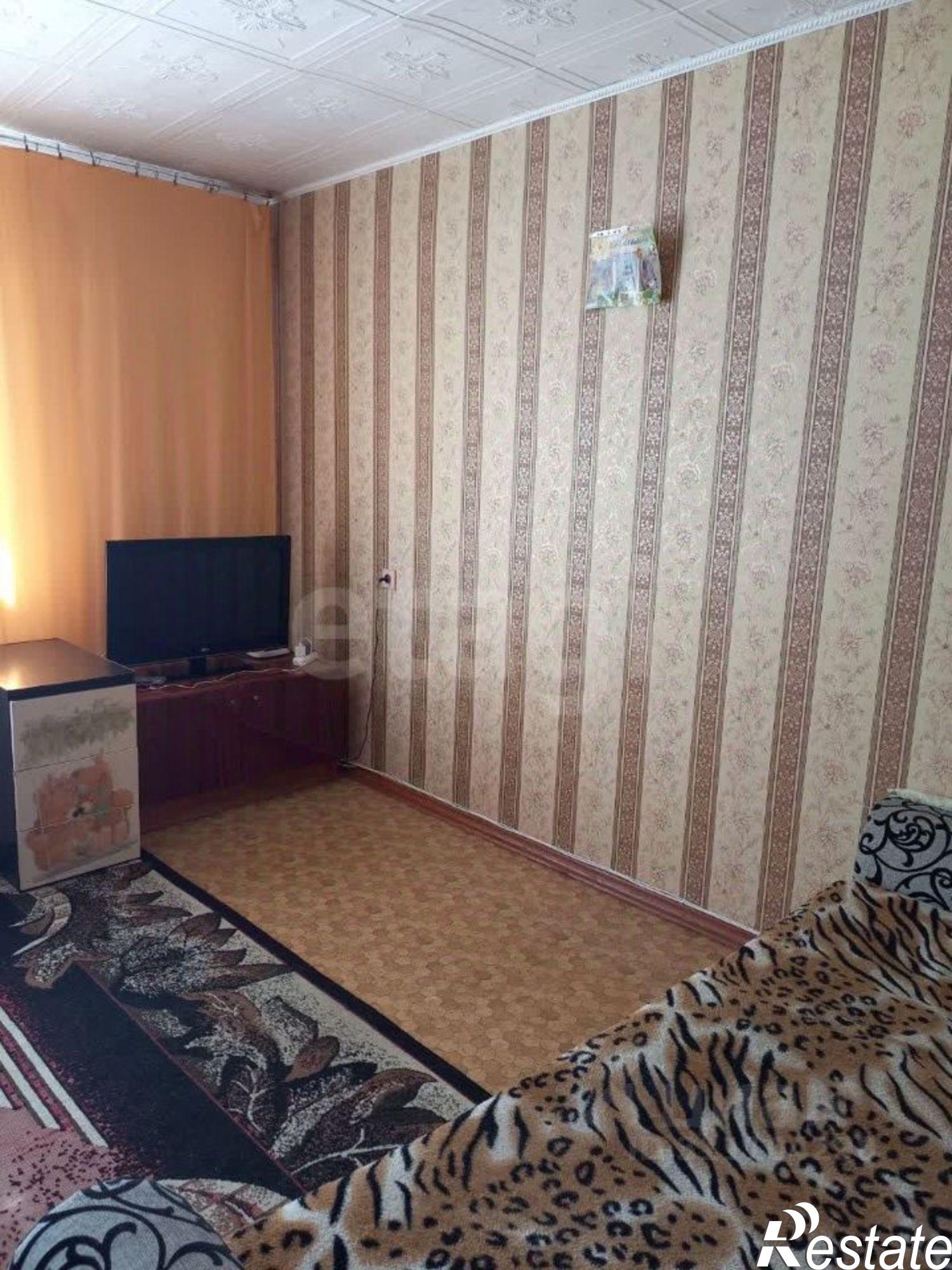 Купить квартиру за 10 000 000 рублей на проспект Победы, 38