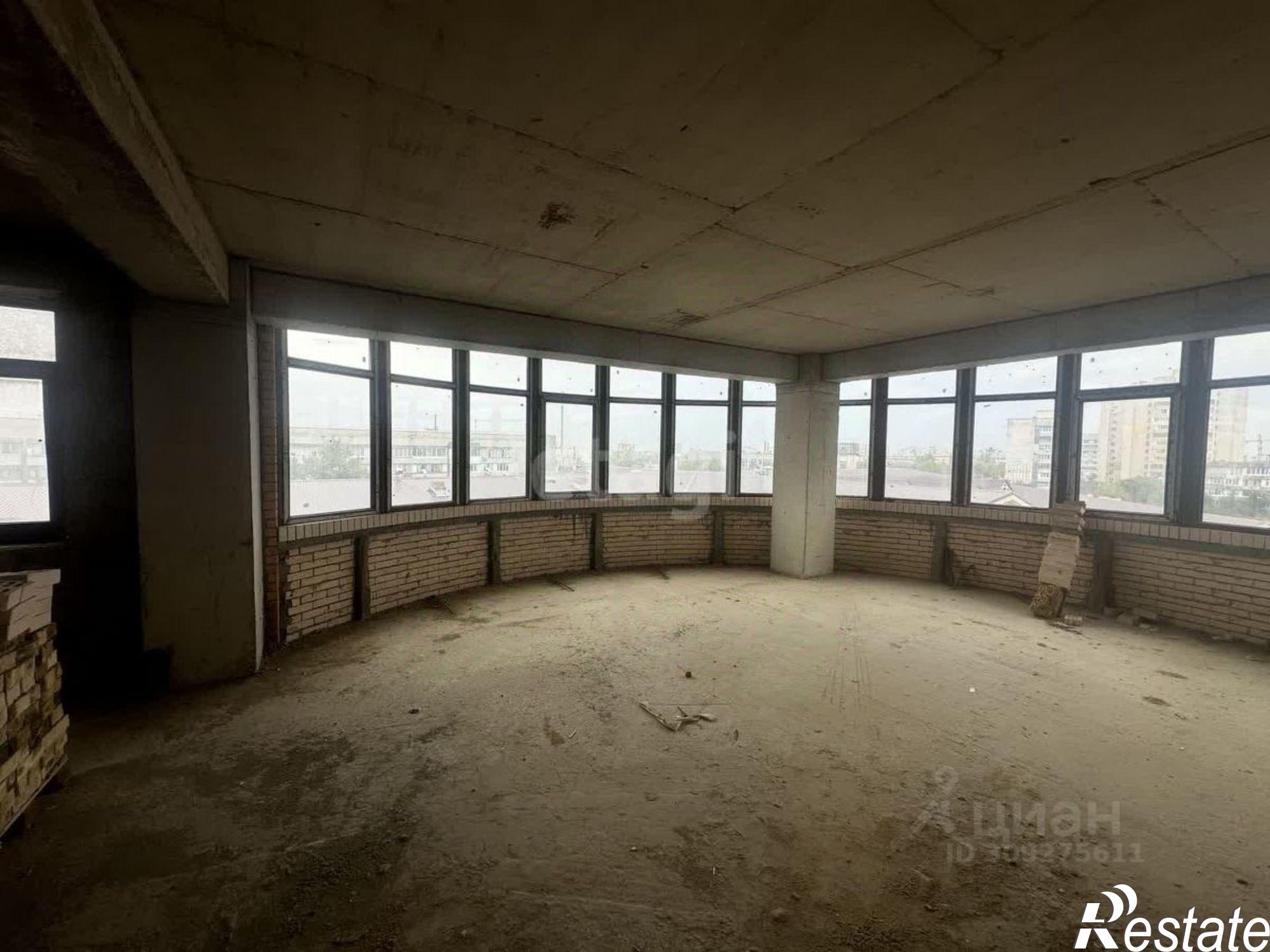 Купить квартиру за 13 500 000 рублей на Интернациональная улица, 118