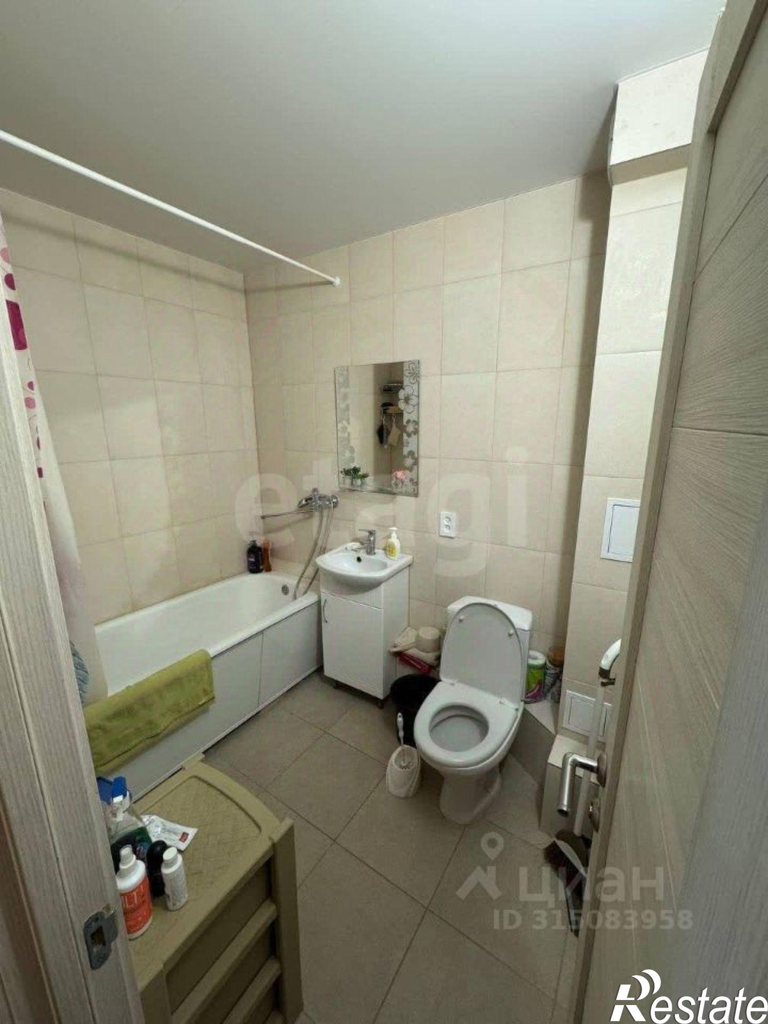 Купить квартиру за 15 000 000 рублей на улица Конституции, 19