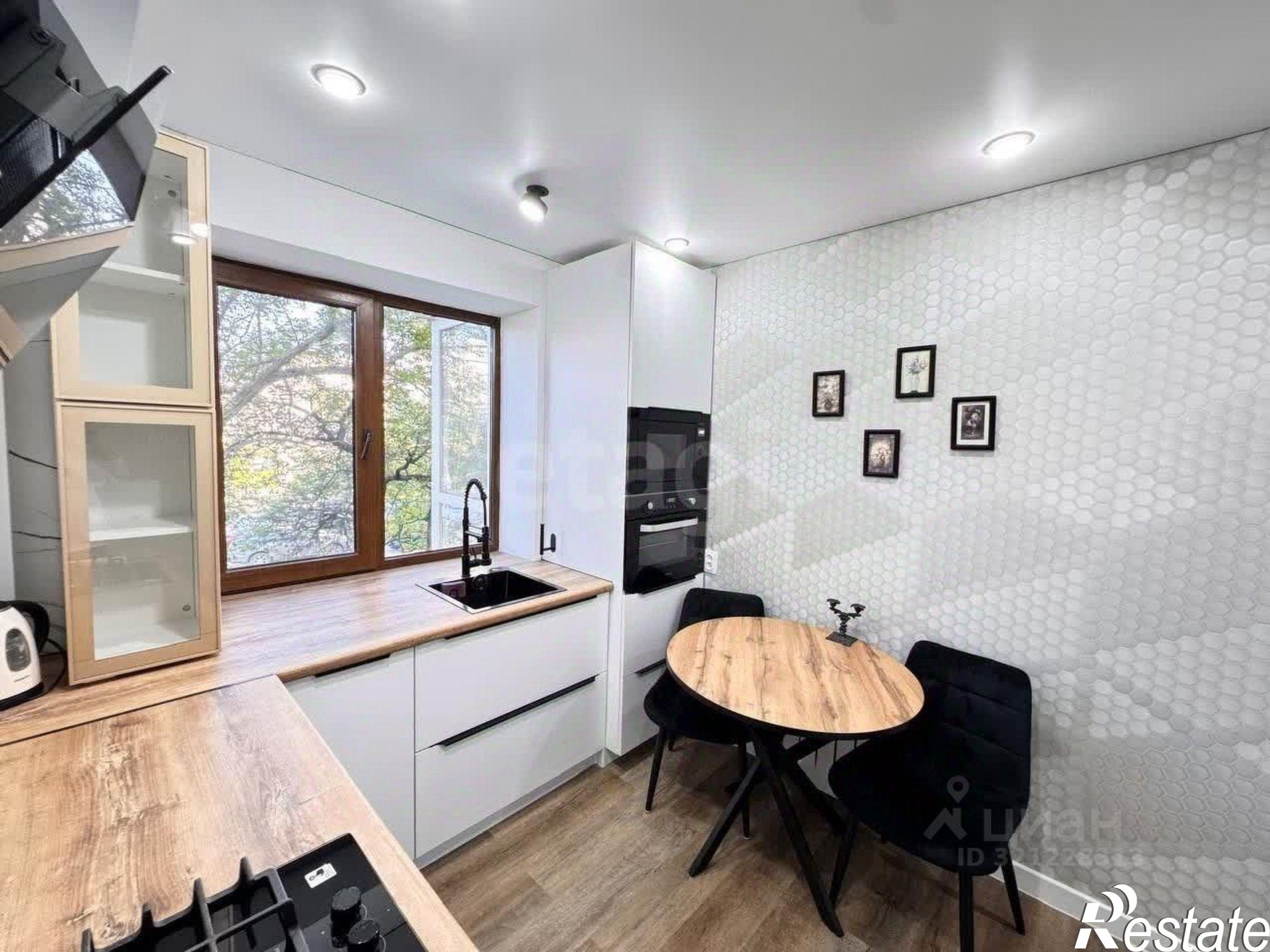 Купить квартиру за 6 700 000 рублей на улица 60-летия Октября, 22А