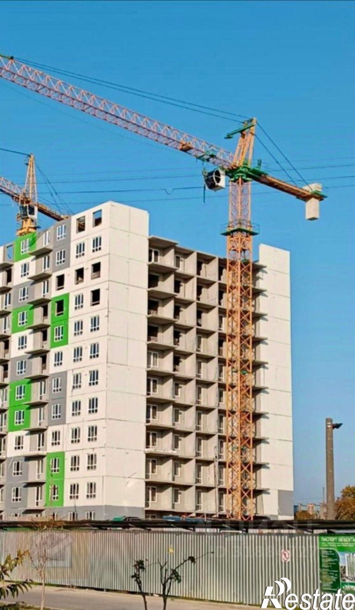 Купить квартиру за 4 674 150 рублей на пр-кт Победы, 93