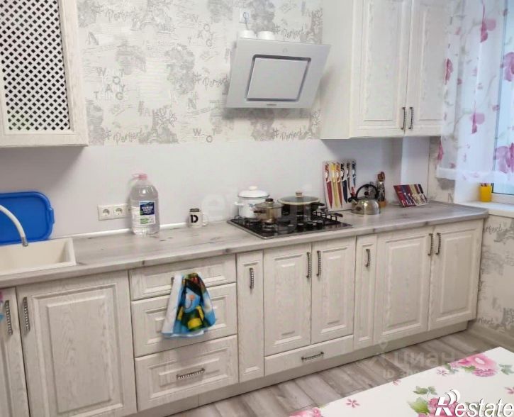 4-комн квартира ул Колхозная, 23,  д. 23