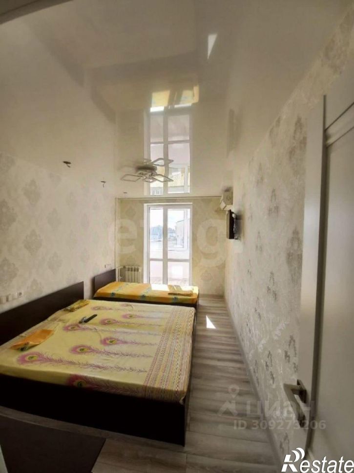 4-комн квартира ул Колхозная, 23,  д. 23