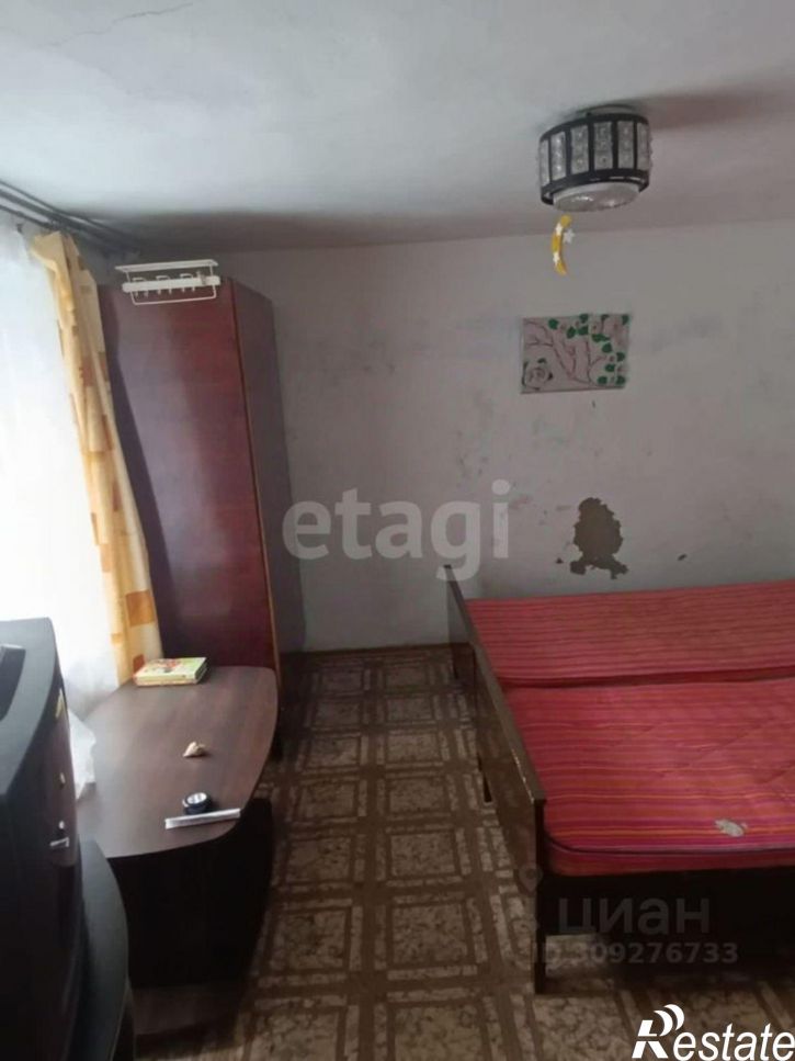 3-комн квартира ул Средняя, 52,  д. 52