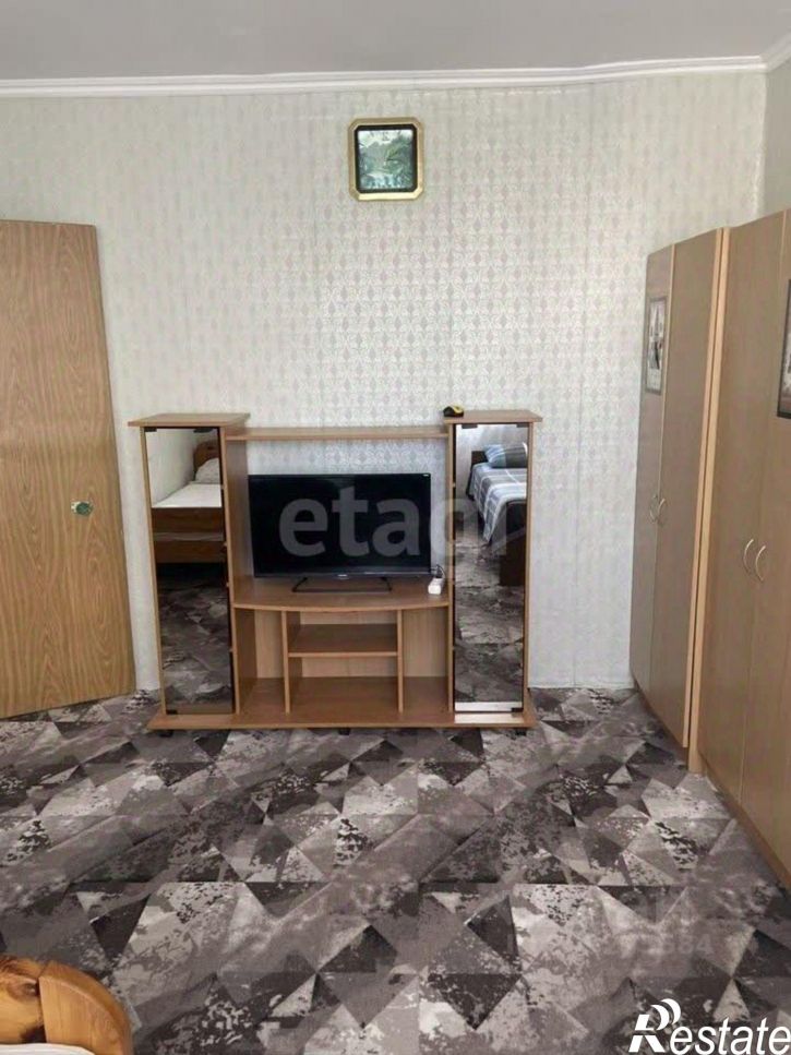 2-комн квартира ул Аллея Дружбы, 70,  д. 70