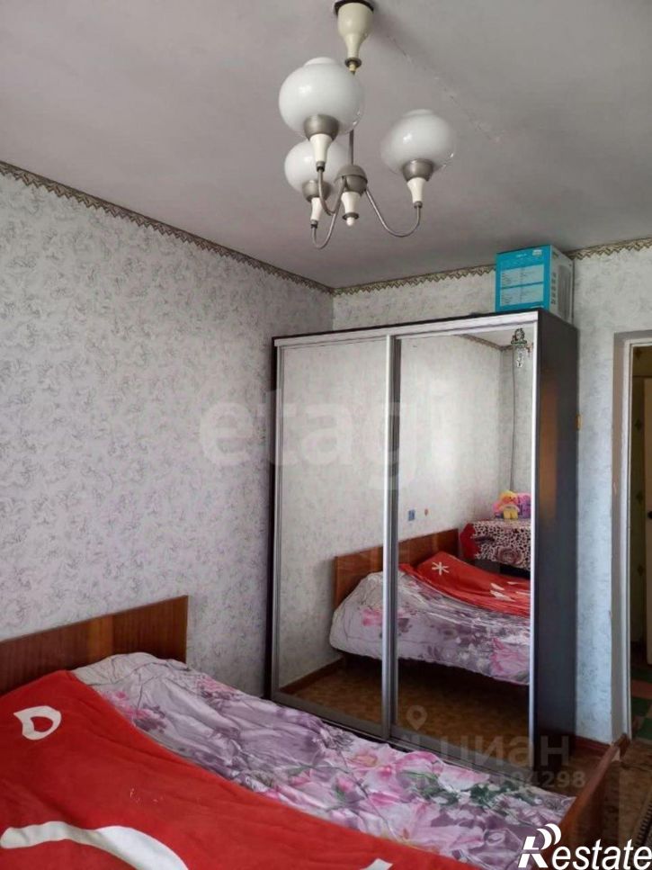 4-комн квартира проспект Победы, 38,  д. 38