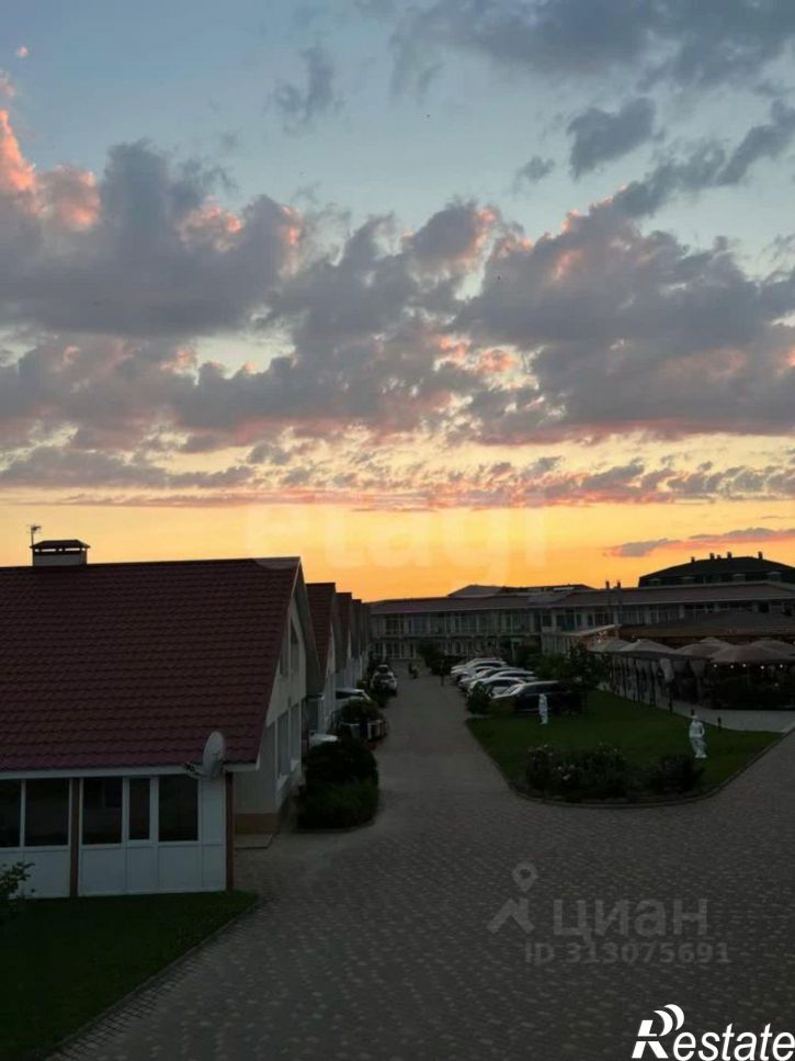 2-комн квартира ул Аллея Дружбы, 63,  д. 63