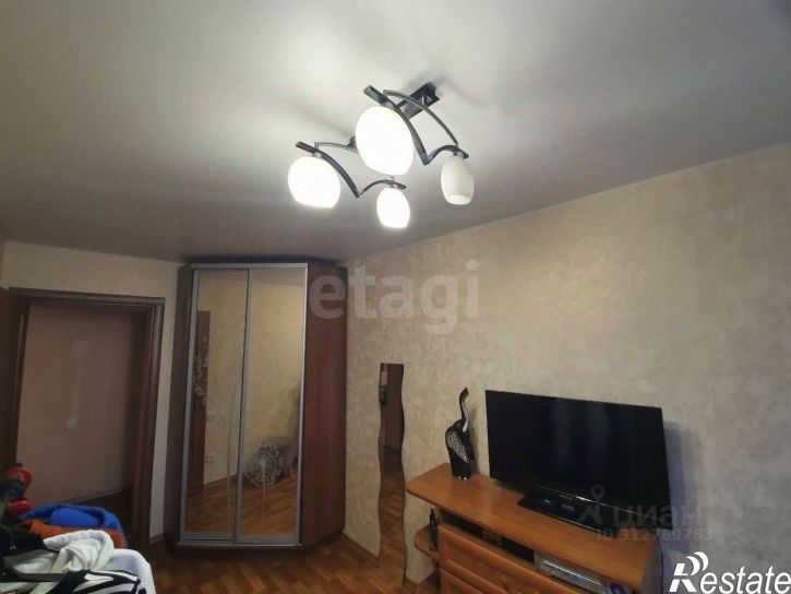 3-комн квартира пр-кт Победы, 38,  д. 38