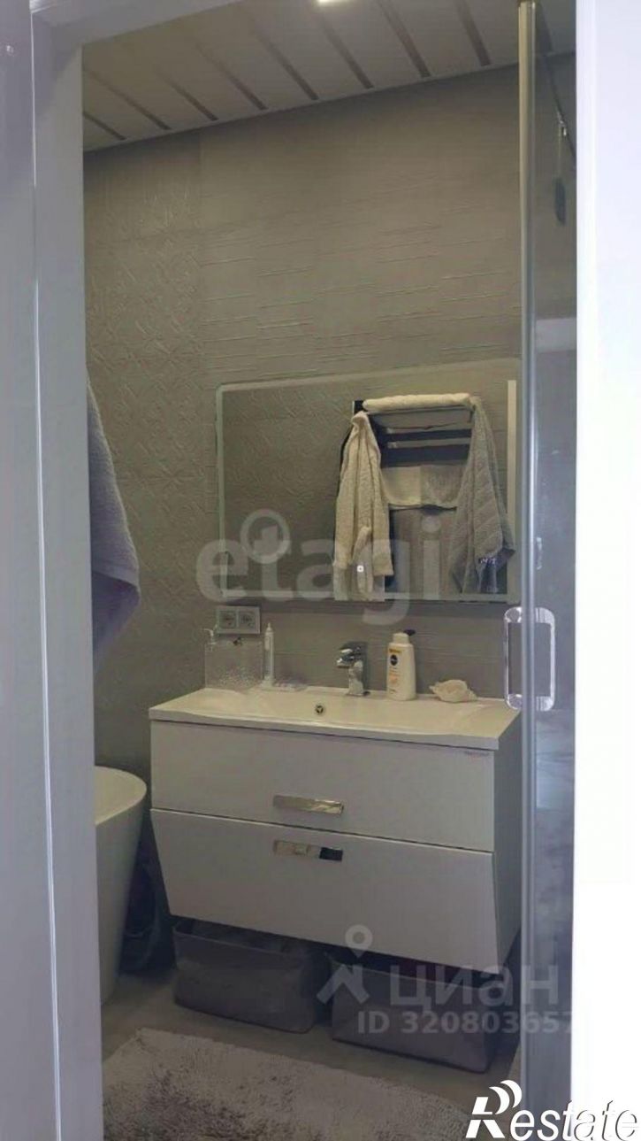 2-комн квартира улица Чекиста Галушкина, 20В,  д. 20В