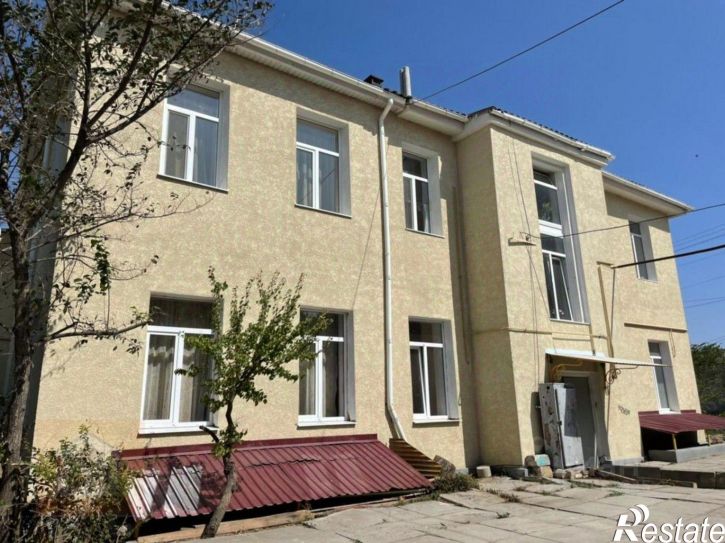 2-комн квартира улица Полупанова, 70,  д. 70