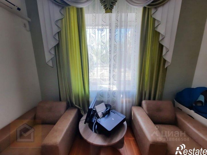 3-комн квартира улица Демышева, 106,  д. 106