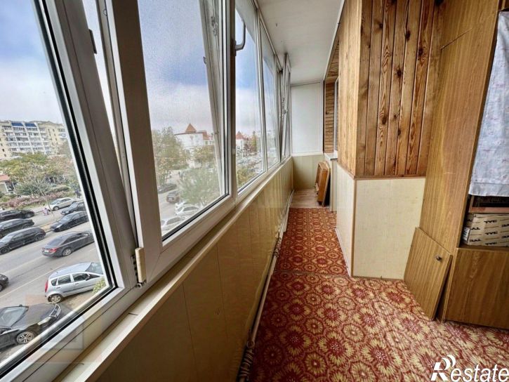 3-комн квартира пр-кт Победы, 30,  д. 30