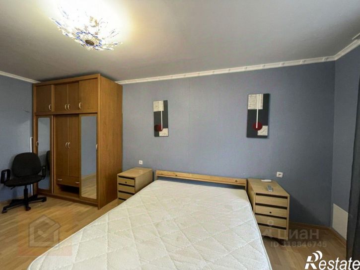 4-комн квартира ул 13 Ноября, 83,  д. 83