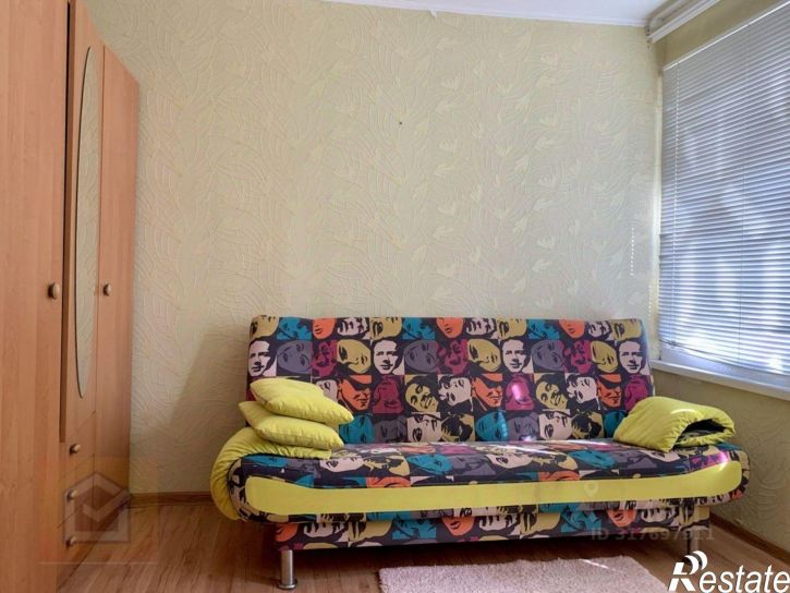 1-комн квартира улица 60 лет ВЛКСМ, 32,  д. 32