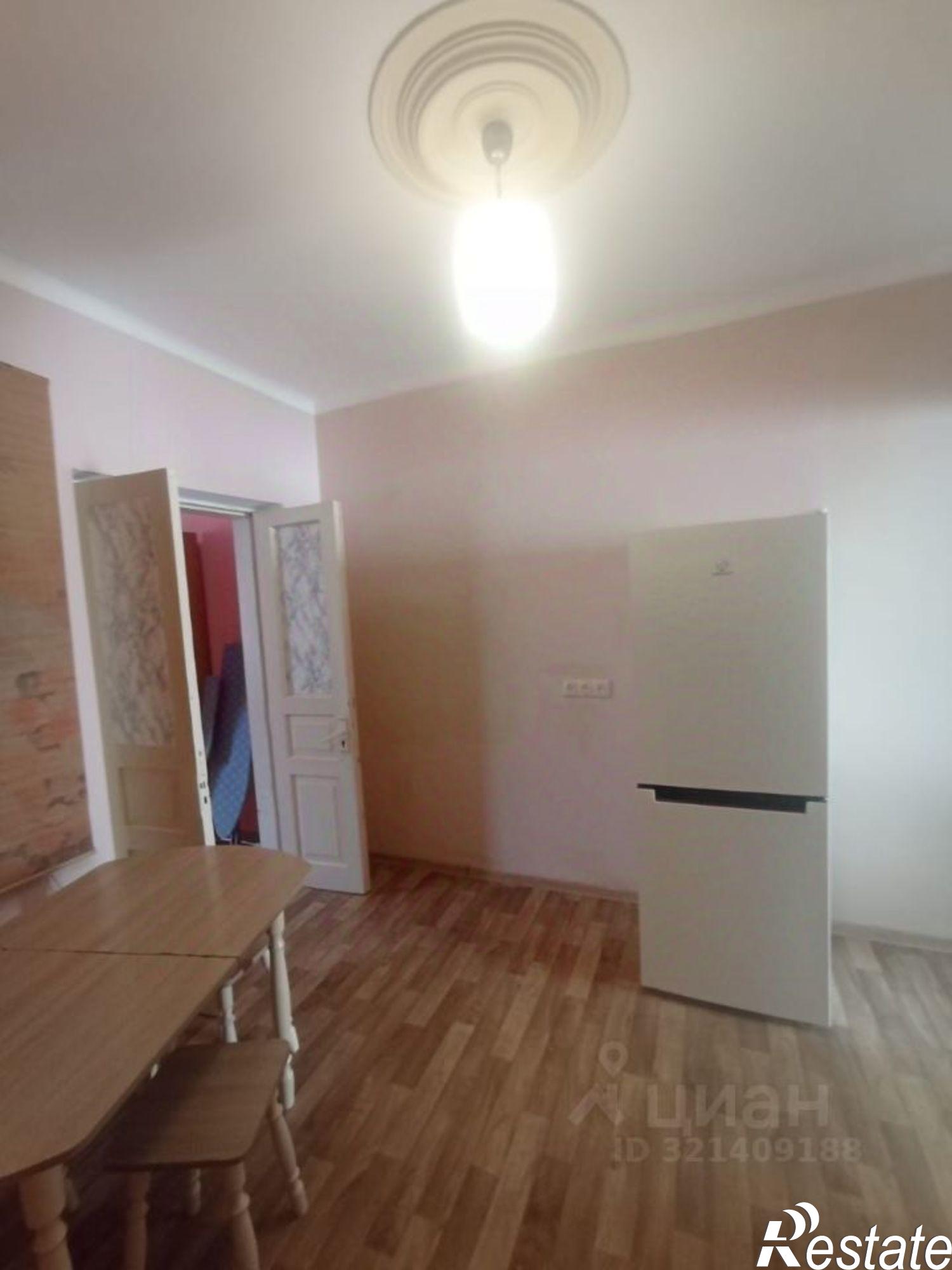 Сдать дачу, дом, коттедж за 20 001 рублей на ул Просмушкиных, 24