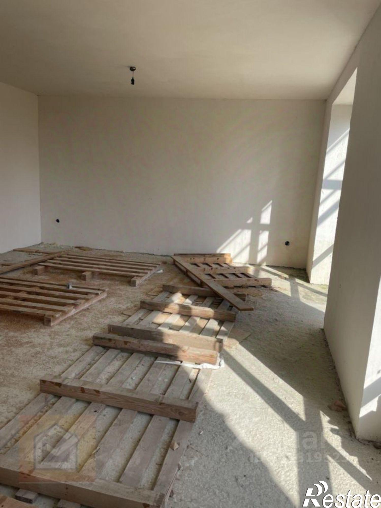 Купить квартиру за 6 000 000 рублей на Евпатория г, Заозерное пгт.