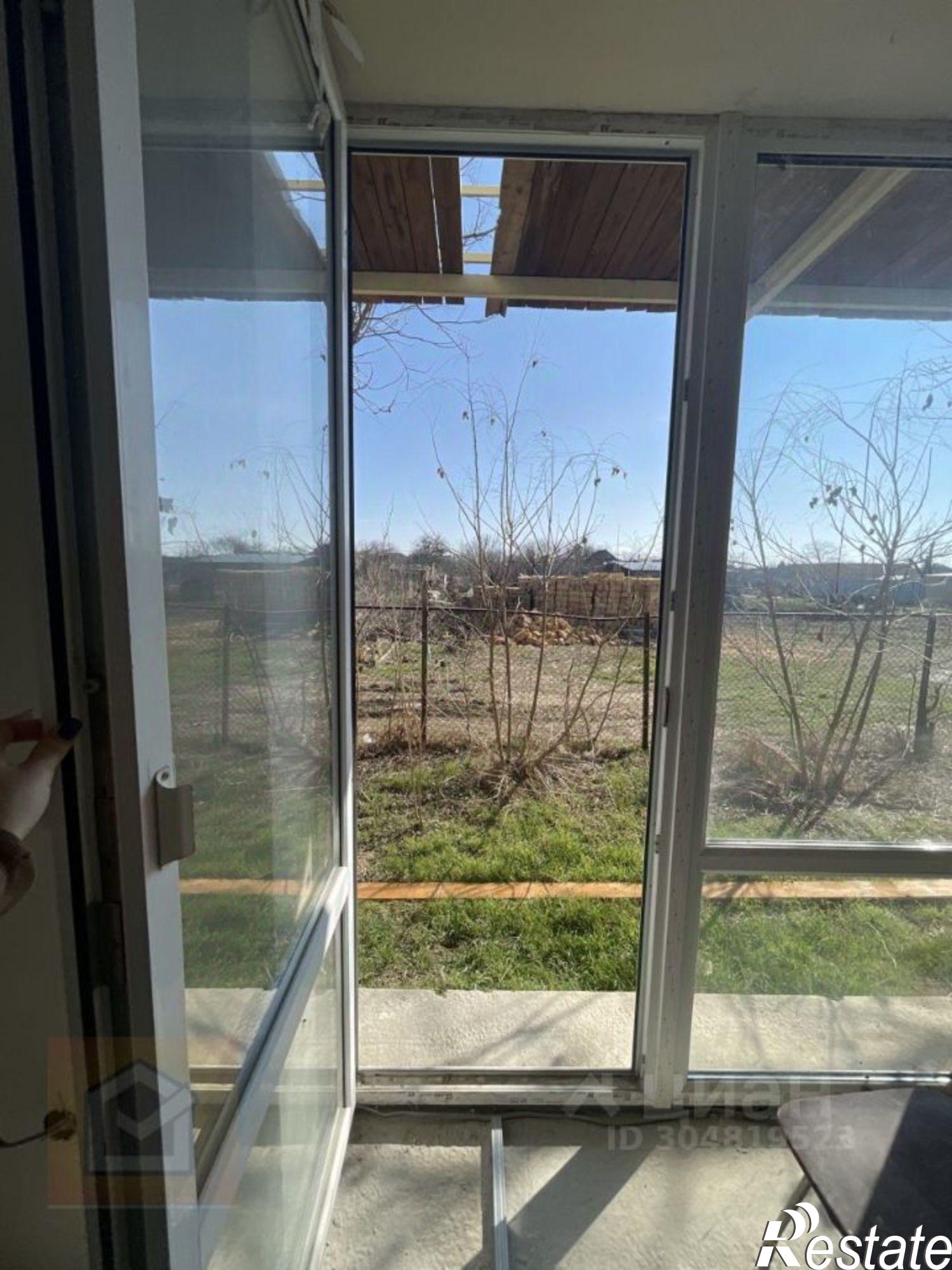 Купить квартиру за 6 000 000 рублей на Евпатория г, Заозерное пгт.