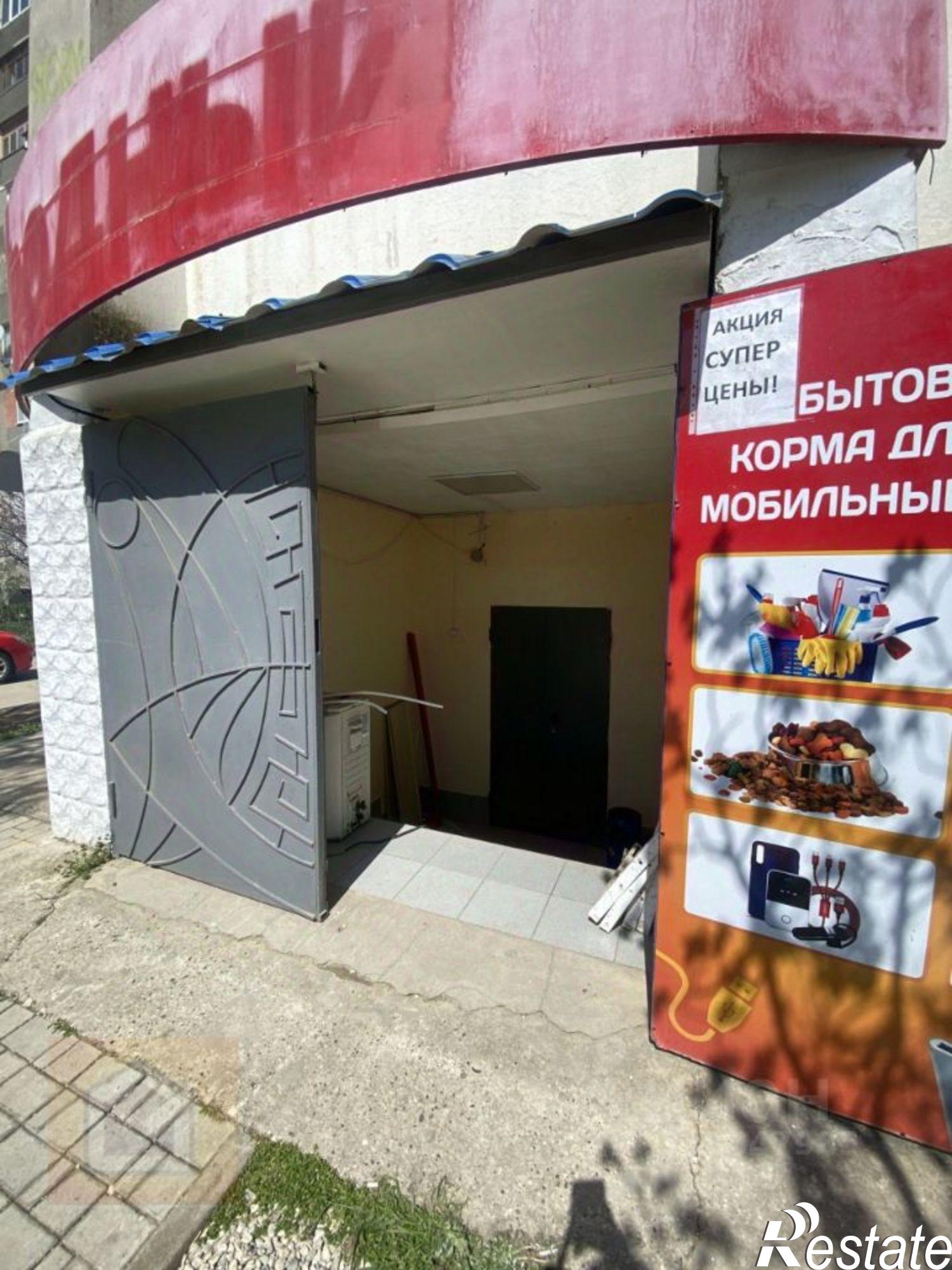 Купить торговое помещение за 25 900 000 рублей на улица 9-го Мая, 94