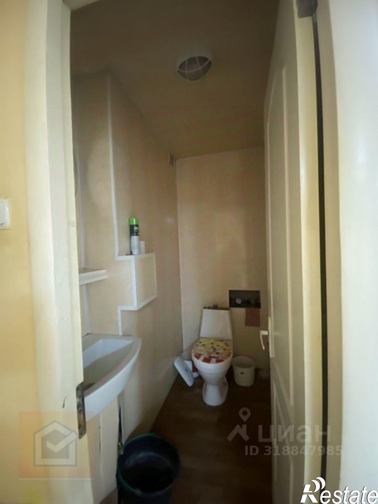 Купить торговое помещение за 25 900 000 рублей на улица 9-го Мая, 94