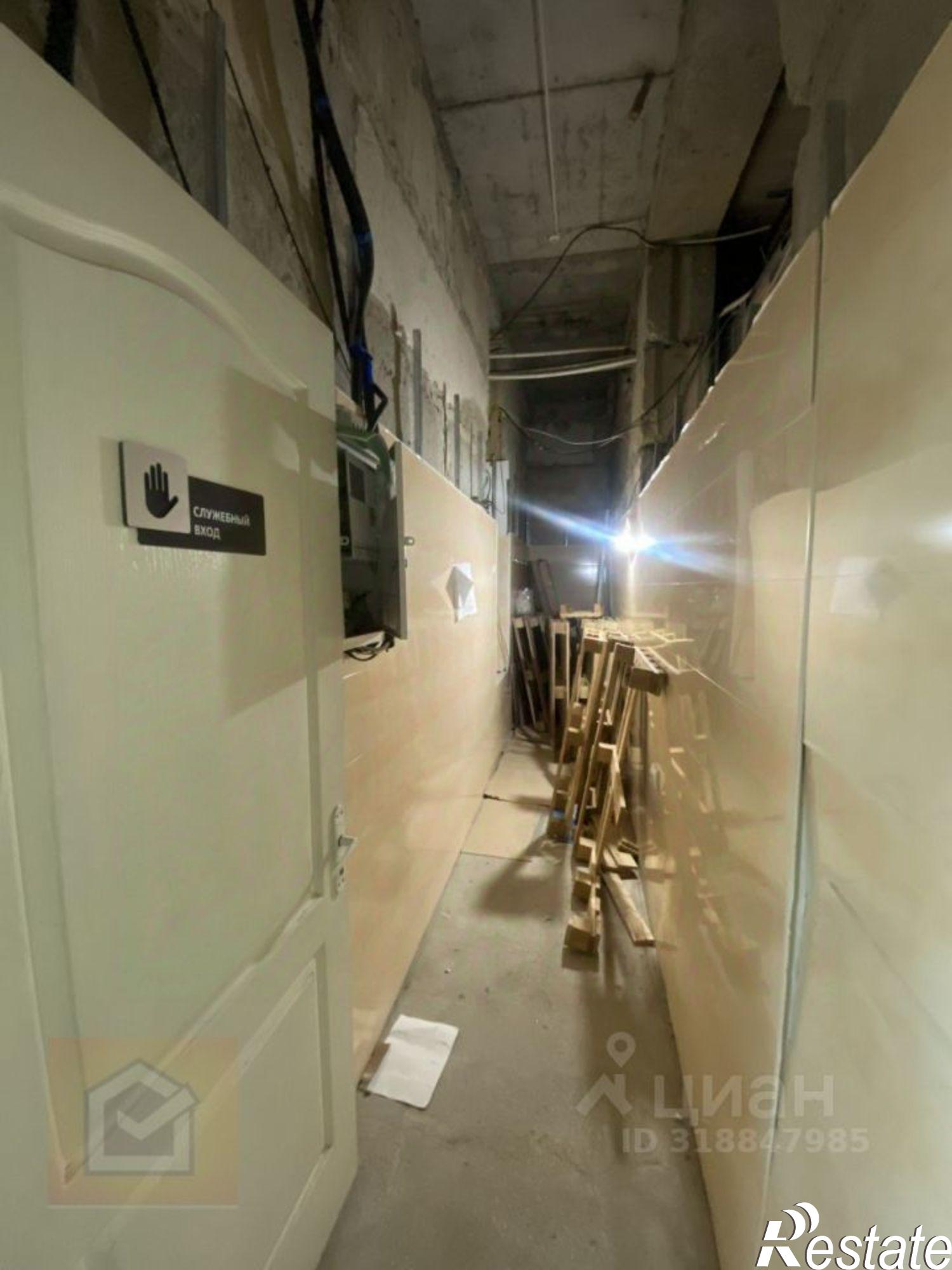 Купить торговое помещение за 25 900 000 рублей на улица 9-го Мая, 94