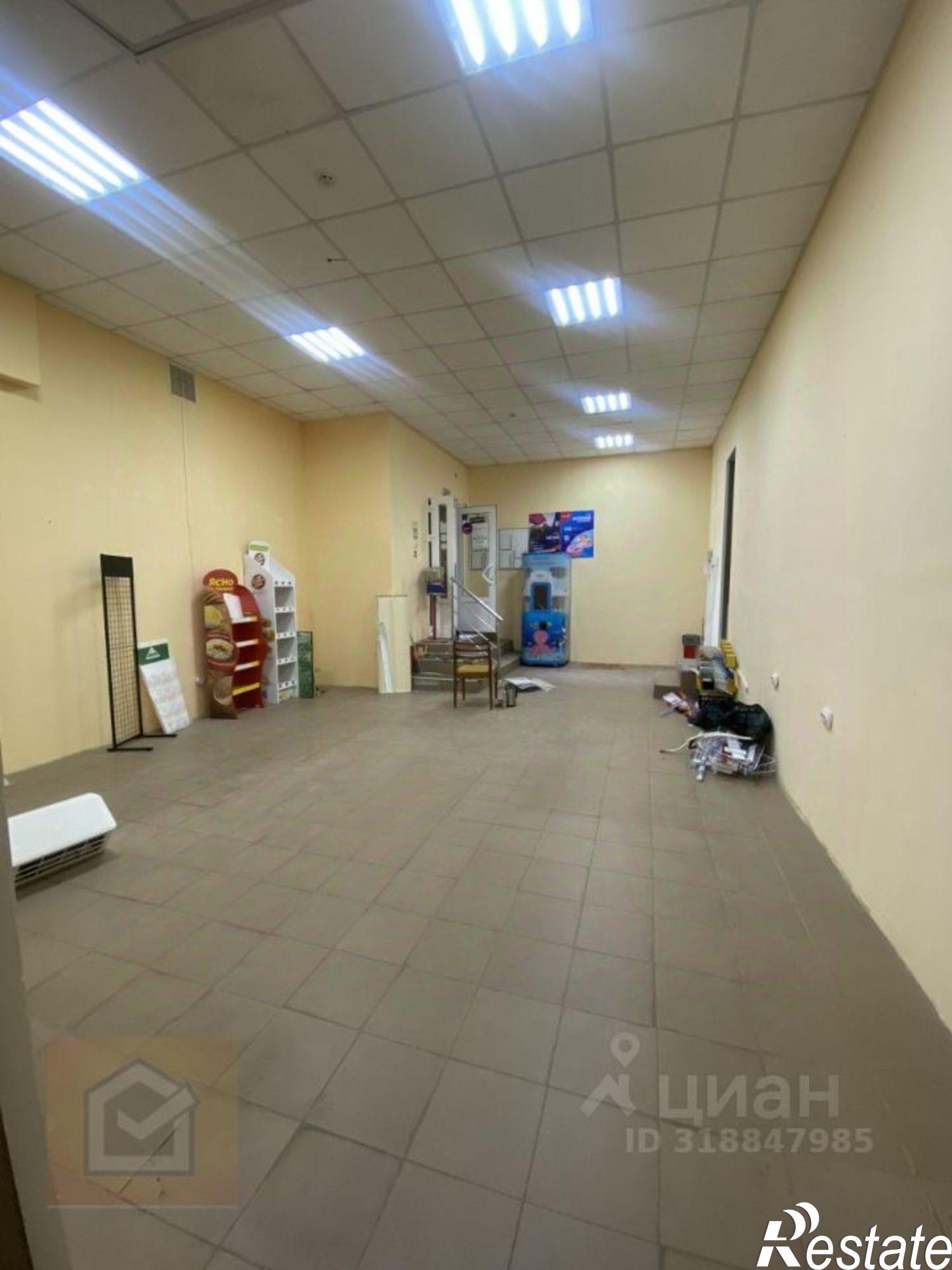 Купить торговое помещение за 25 900 000 рублей на улица 9-го Мая, 94