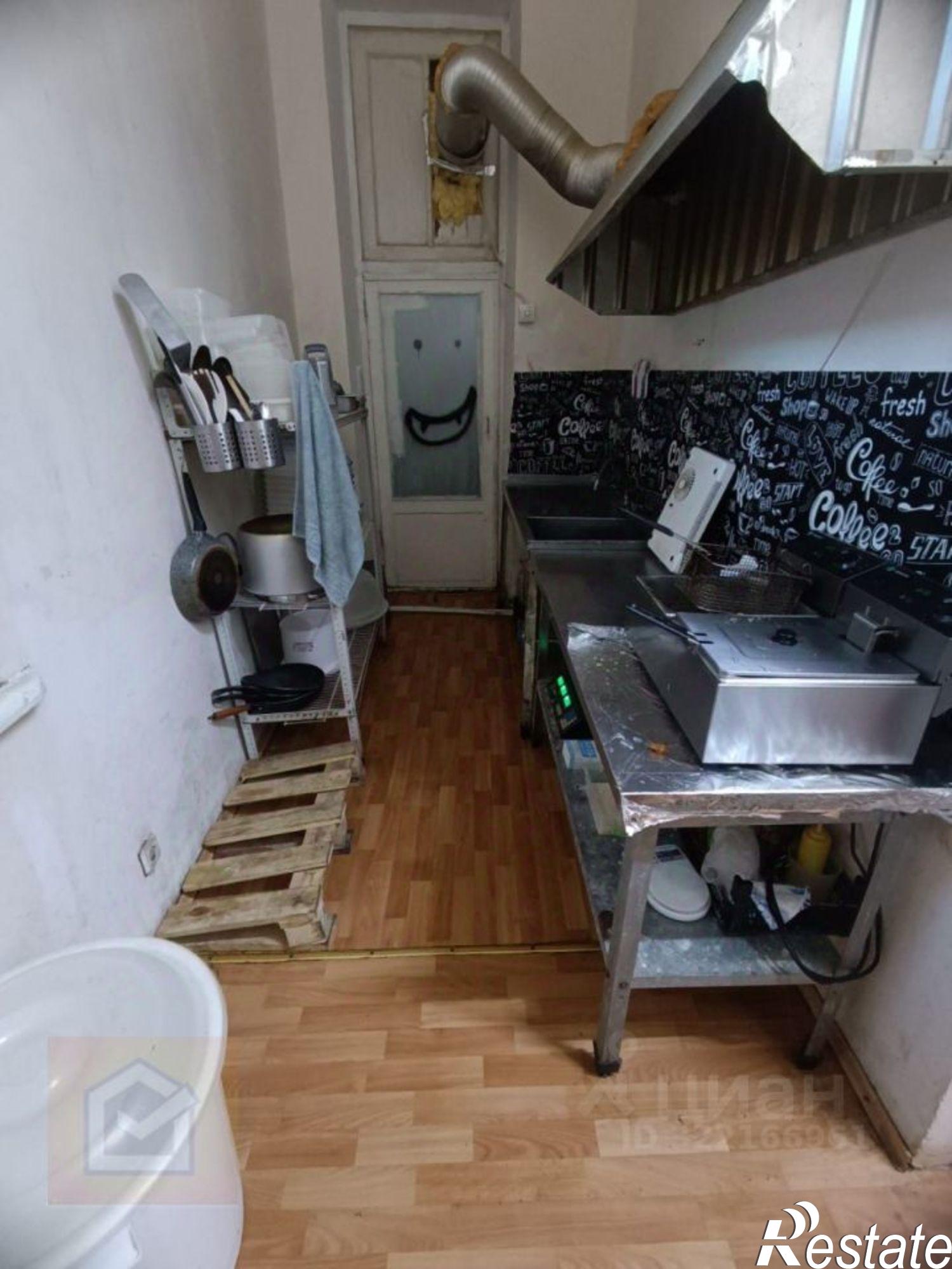 Купить ОСЗ, отдельно стоящее здание за 1 100 040 рублей на ул Демышева, 112